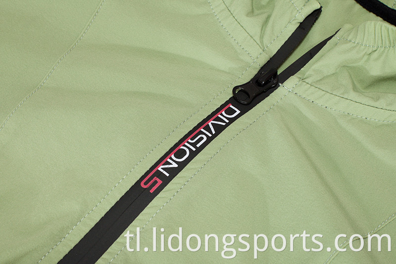2021 Bagong naka -istilong pasadyang logo plain zipper sweatsuit trackuit hoodie sweatsuit jogging trackuit